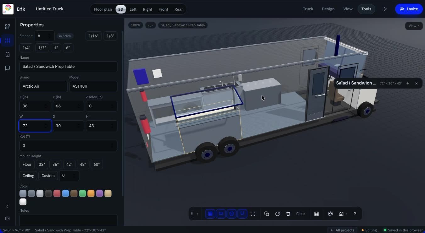 The builder showing a 20 ft box truck in 3D with the catalog open